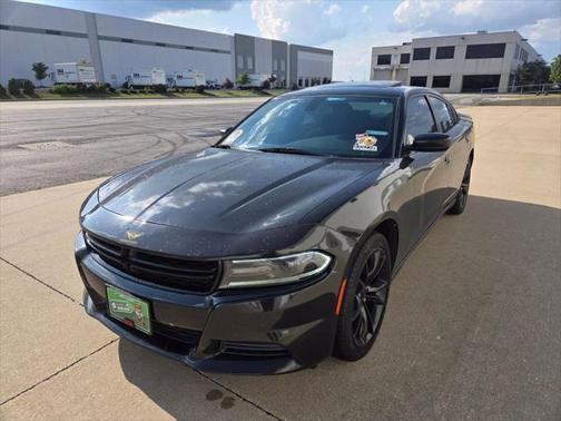 2016 Dodge Charger SE