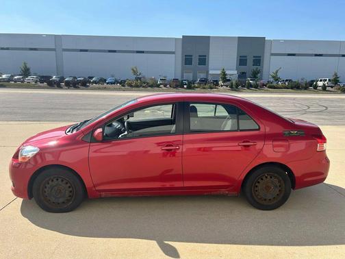 2008 Toyota Yaris Base
