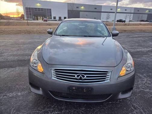 2010 INFINITI G37 Base