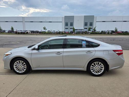 2014 Toyota Avalon Hybrid XLE Premium