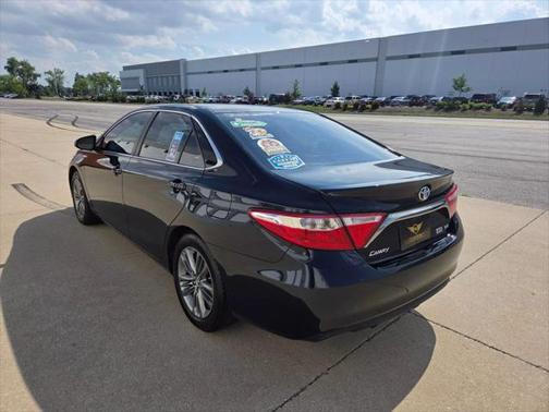 2016 Toyota Camry Hybrid SE