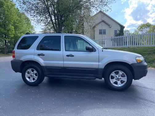 2005 Ford Escape XLT