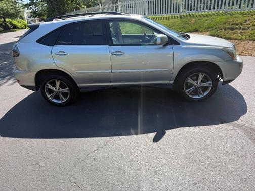 Millennium Silver Metallic 2006 Lexus RX 400h Base