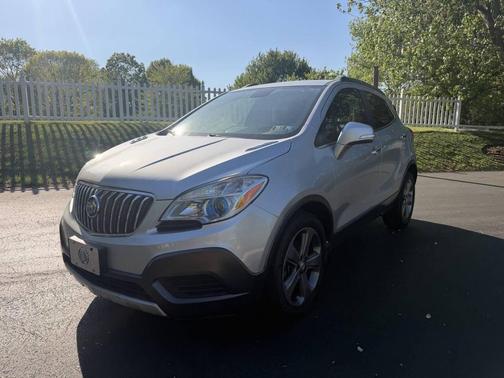 White Pearl Tricoat 2014 Buick Encore Base