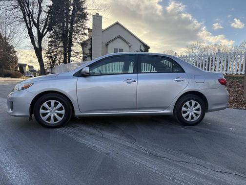 2011 Toyota Corolla LE