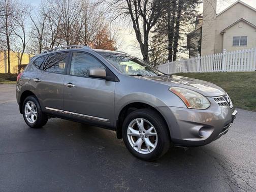 2011 Nissan Rogue SV