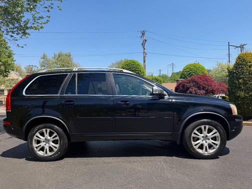 Black 2013 Volvo XC90 3.2 Platinum