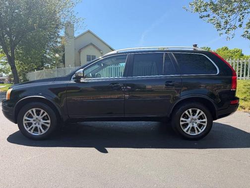 Black 2013 Volvo XC90 3.2 Platinum