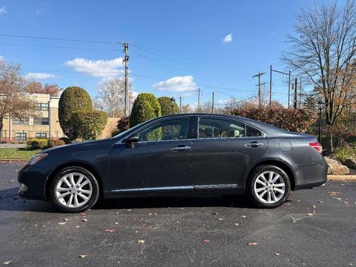 2011 Lexus ES 350 Base