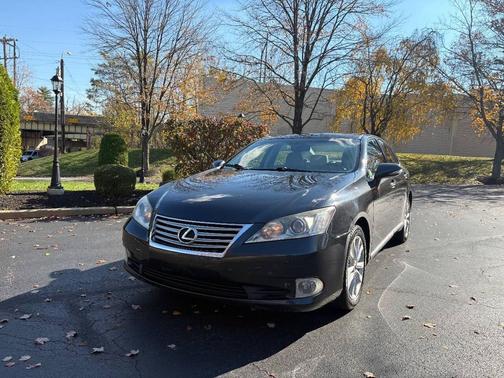 2011 Lexus ES 350 Base