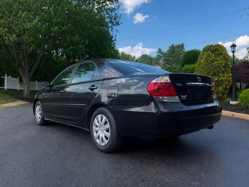 Black 2006 Toyota Camry LE