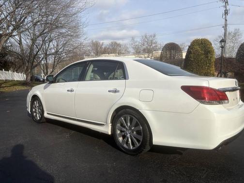 2011 Toyota Avalon Limited