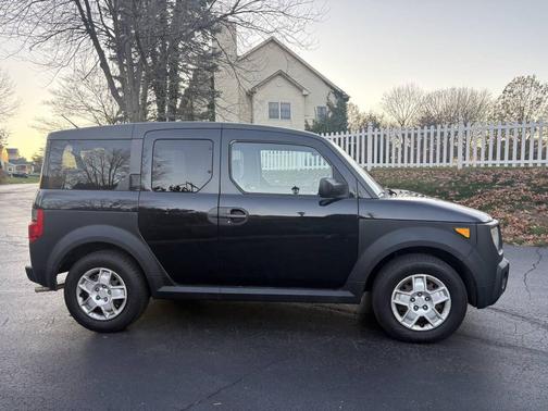 2007 Honda Element LX