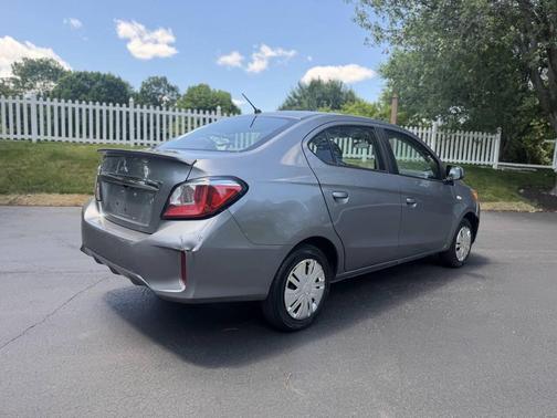 Mercury Gray Metallic 2022 Mitsubishi Mirage G4 SE