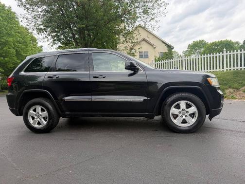 Black 2011 Jeep Grand Cherokee Laredo