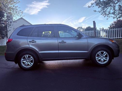 2012 Hyundai SANTA FE GLS