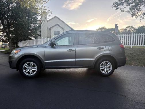 2012 Hyundai SANTA FE GLS