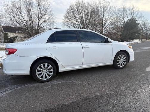 2012 Toyota Corolla LE