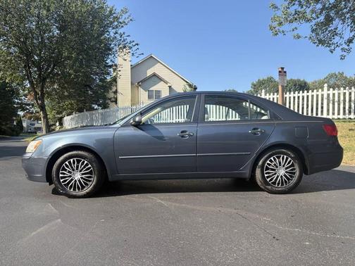 2010 Hyundai SONATA GLS