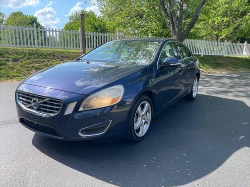 2013 Volvo S60 T5 Premier