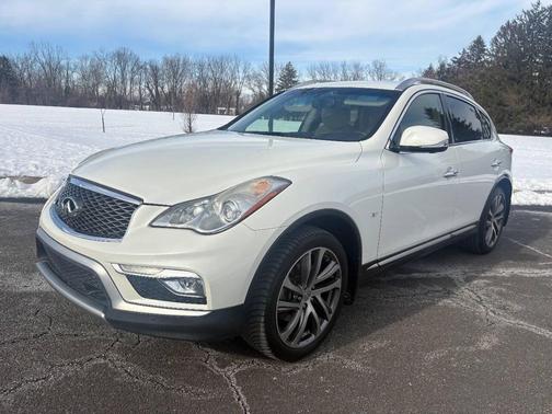 2016 INFINITI QX50 Base