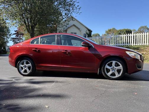 2012 Volvo S60 T5