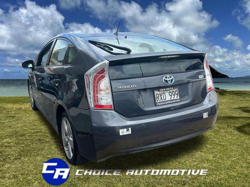 Winter Gray Metallic 2012 Toyota Prius Five