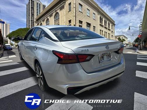 2022 Nissan Altima 2.5 SV
