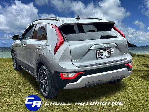 Steel Gray 2023 Kia Niro EX