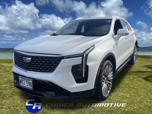 2024 Cadillac XT4 Premium Luxury