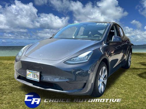 2022 Tesla Model Y Long Range Dual Motor All-Wheel Drive