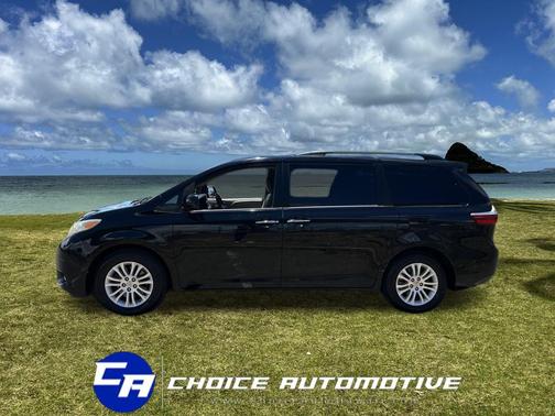 2017 Toyota Sienna XLE Premium
