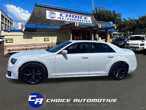 Bright White Clearcoat 2023 Chrysler 300 S