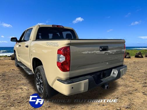2017 Toyota Tundra SR5