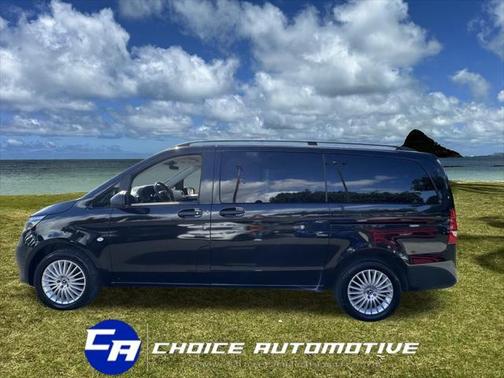 2018 Mercedes-Benz Metris Base