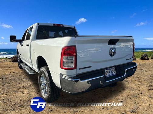 2023 RAM 2500 Big Horn Crew Cab 4x4 6'4' Box