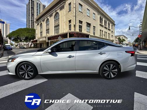 2022 Nissan Altima 2.5 SV