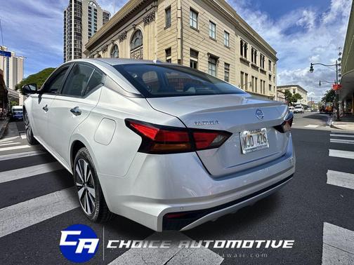 2022 Nissan Altima 2.5 SV