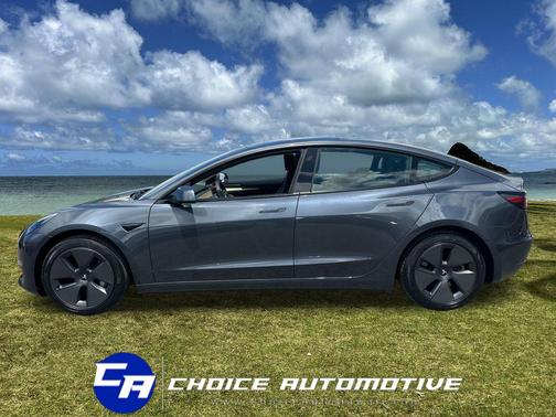 Gray 2023 Tesla Model 3 Standard Range