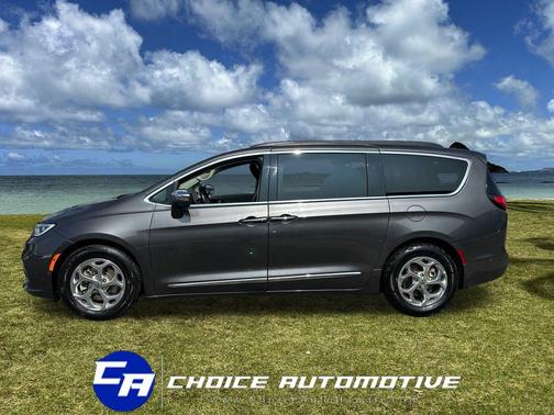 2022 Chrysler Pacifica Limited