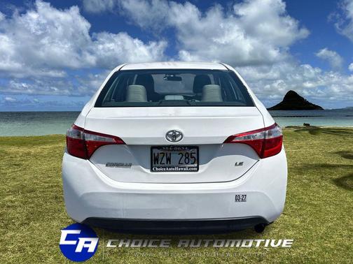 Super White 2016 Toyota Corolla LE