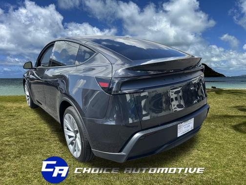 2026 Tesla Model Y Long Range Dual Motor All-Wheel Drive