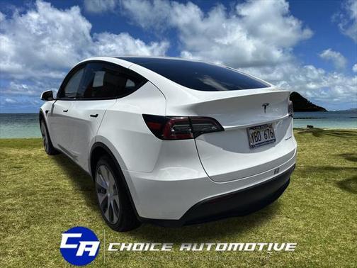 2023 Tesla Model Y Long Range Dual Motor All-Wheel Drive