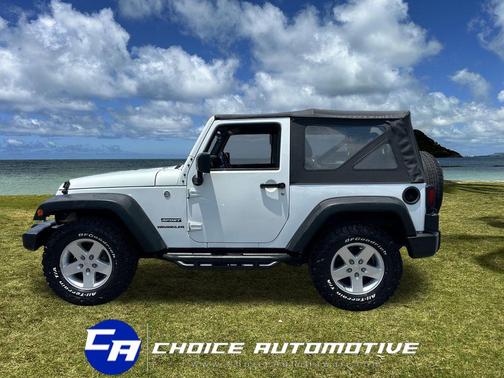 Bright White Clearcoat 2017 Jeep Wrangler Sport