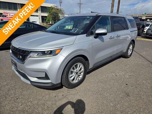 2022 Kia Carnival LXS