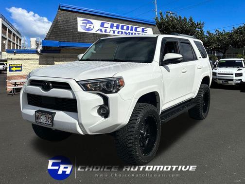 White 2022 Toyota 4Runner SR5 Premium