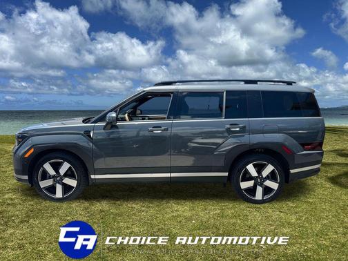 Ecotronic Gray 2024 Hyundai SANTA FE Limited