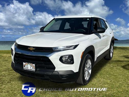 Summit White 2023 Chevrolet Trailblazer LS