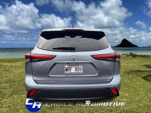 2022 Toyota Highlander LE