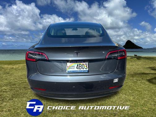 2022 Tesla Model 3 Standard Range